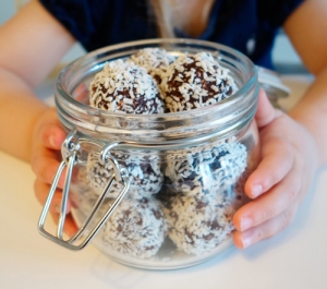 Healthy Orange Chocolate Truffles