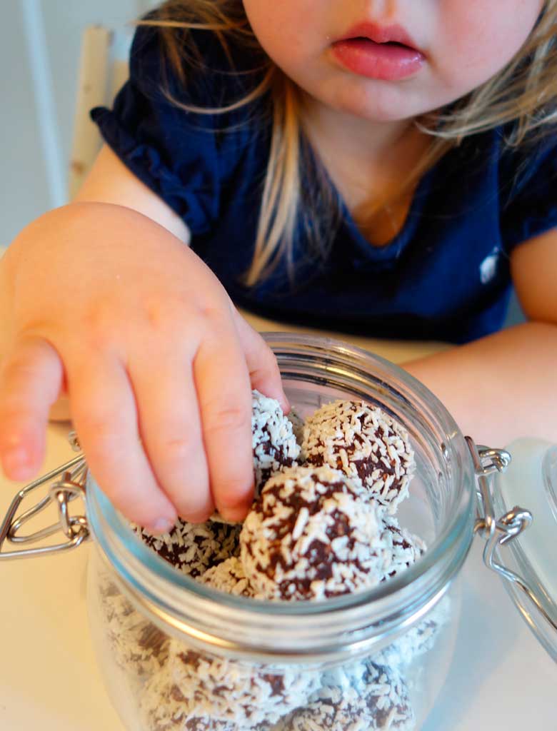 Healthy Orange Chocolate Truffles