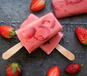 Mango & strawberry popsicles