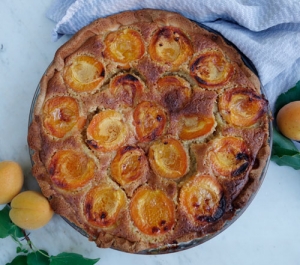 Apricot pie