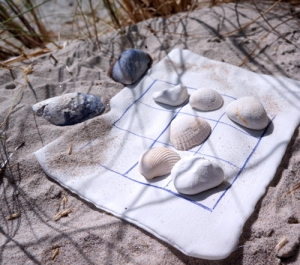D.I.Y. Tic Tac Toe