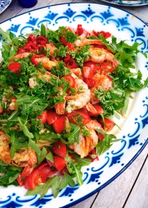 Fettuccini with prawns and rucola